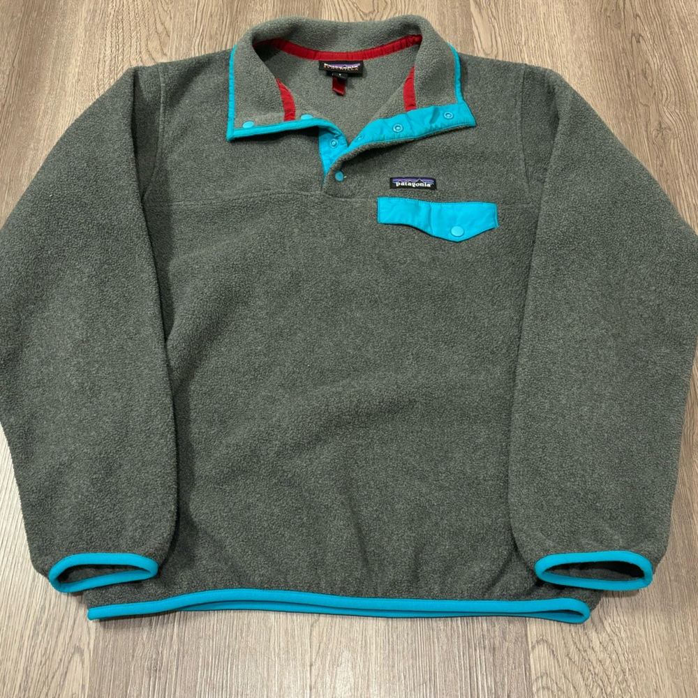 Patagonia Synchilla Snap-T Fleece Pullover Charcoal Gray/Teal/Red Women’s‎ Small